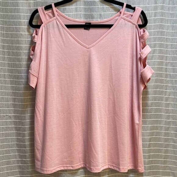 FREE* Unique Cutout Sleeve Tee - Picture 1 of 4